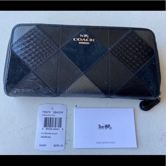 Coach Handbags - Coach patchwork wallet